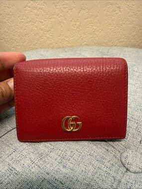 Gucci Red Pebbled Leather Compact Wallet with Gold GG